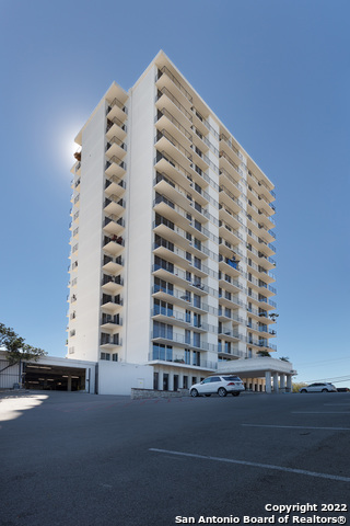 Image 55 of 83 For 700 Hildebrand Ave E 1301