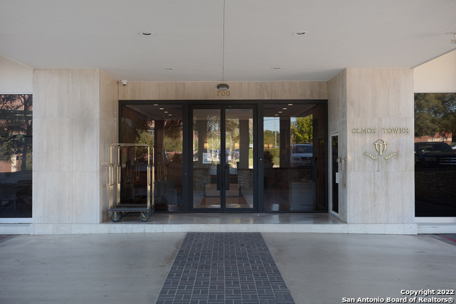 Image 59 of 83 For 700 Hildebrand Ave E 1301