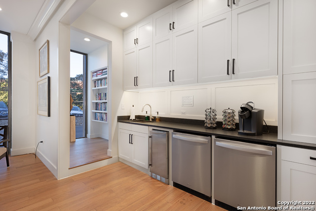 Image 64 of 83 For 700 Hildebrand Ave E 1301