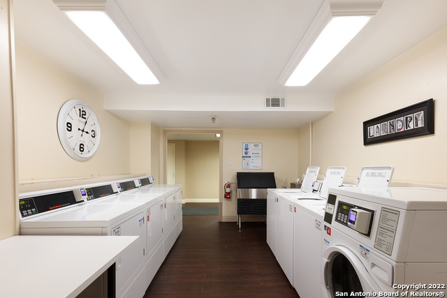 Image 68 of 83 For 700 Hildebrand Ave E 1301