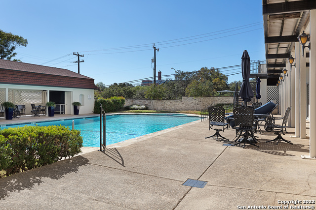 Image 72 of 83 For 700 Hildebrand Ave E 1301