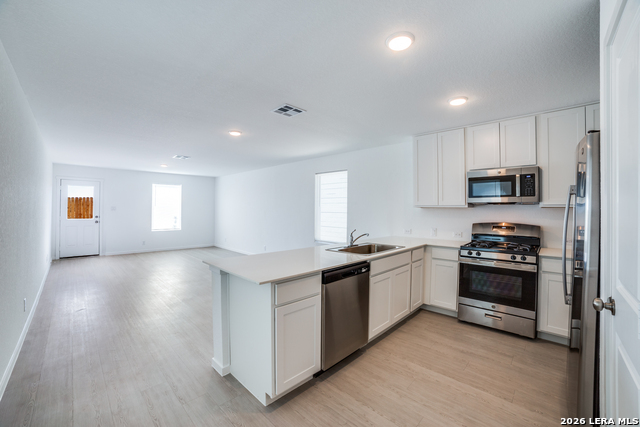 Listing photo id 8 for 12112 La Cuchilla