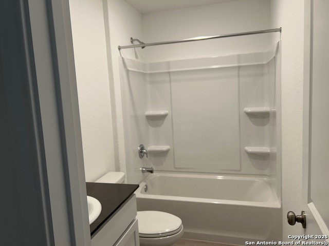 Image 4 of 22 For 6914 Stellar Cove