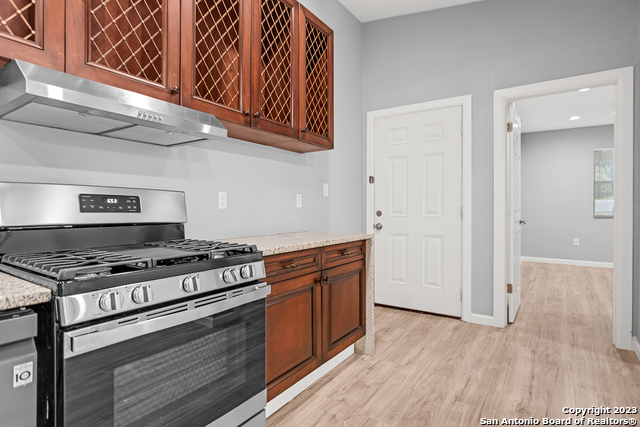 Image 11 of 23 For 212 Mclane St  C