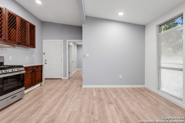 Image 9 of 23 For 212 Mclane St  C