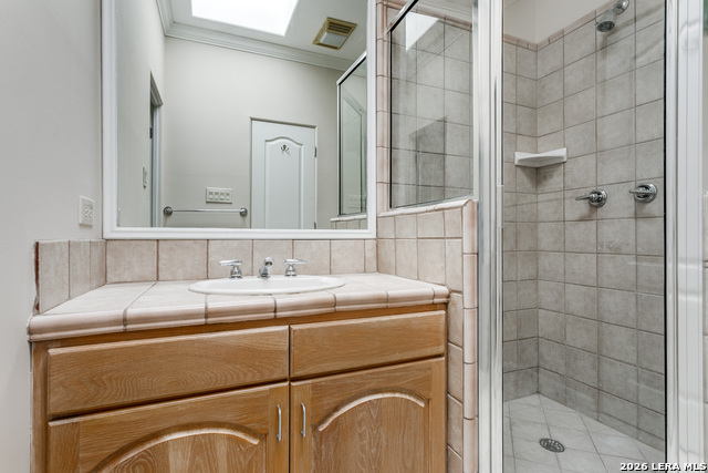 Image 11 of 23 For 137 Saint Dennis  137