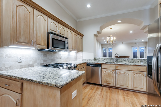 Image 2 of 23 For 137 Saint Dennis  137