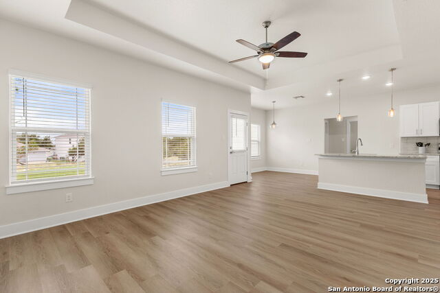 Image 14 of 40 For 952 Rimrock Cv