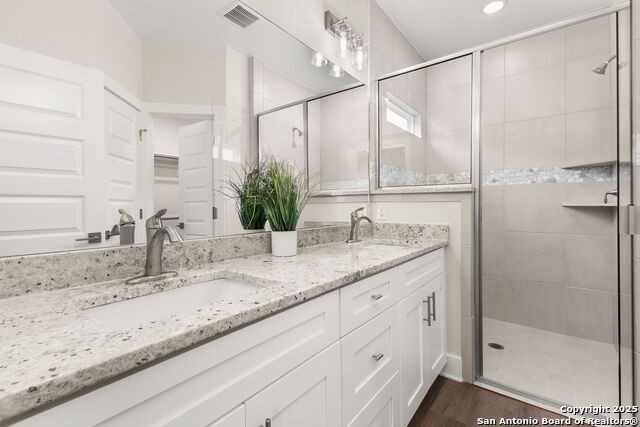 Image 20 of 40 For 952 Rimrock Cv