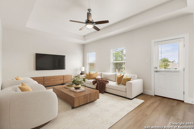 Image 3 of 40 For 952 Rimrock Cv