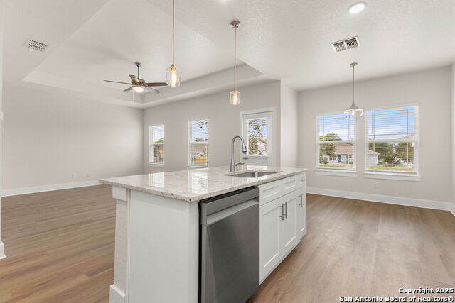 Image 8 of 40 For 952 Rimrock Cv