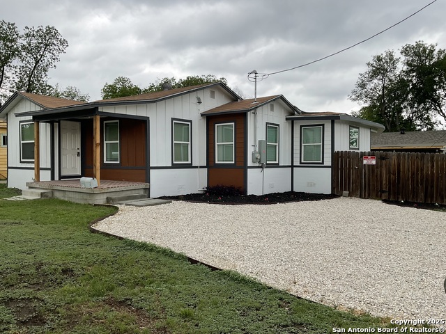 Image 2 of 16 For 2703 Menchaca  A