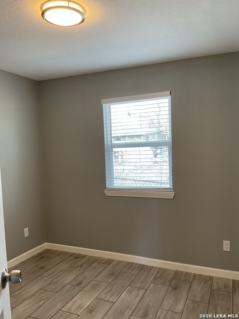 Image 11 of 18 For 2703 Menchaca  2 Or B