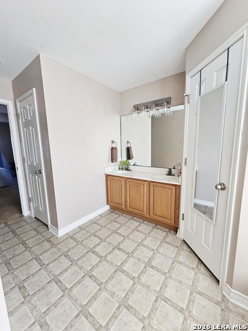 Image 7 of 18 For 5615 Fm 462  