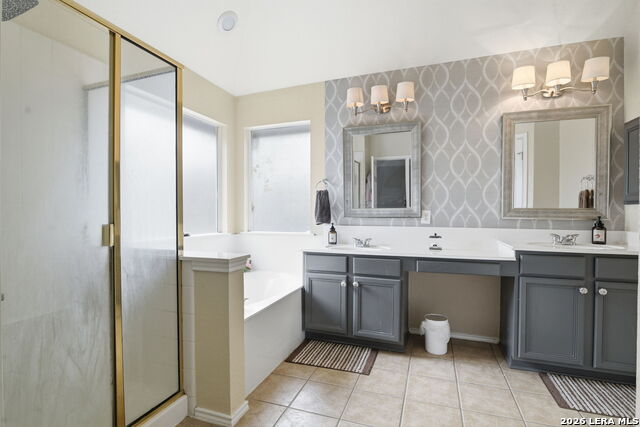 Listing photo id 15 for 495 Holliwell Bridge