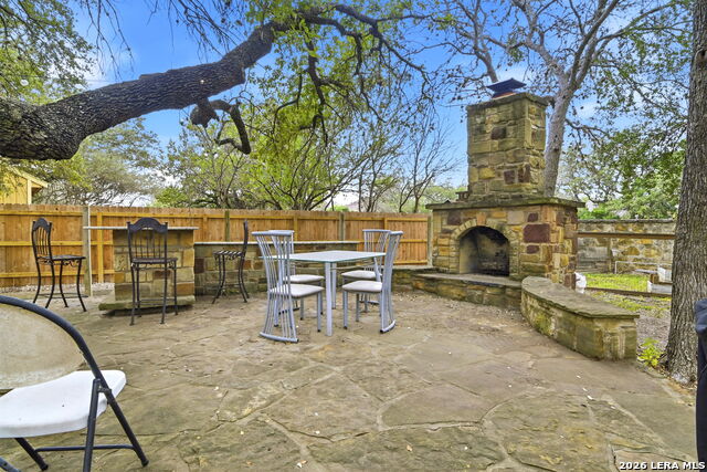 Listing photo id 32 for 495 Holliwell Bridge