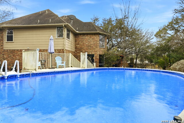 Listing photo id 37 for 495 Holliwell Bridge