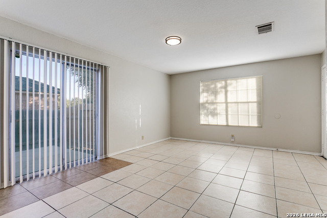 Image 4 of 25 For 4711 Gavlick Farm