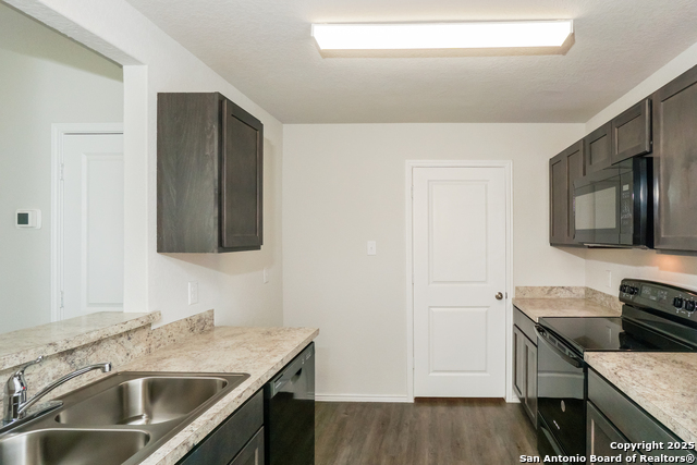 Image 4 of 15 For 2306 Redlove