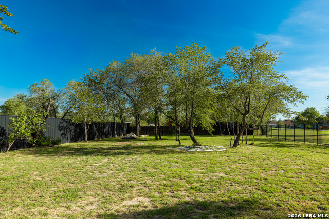 Image 25 of 25 For 240 Eaglerock