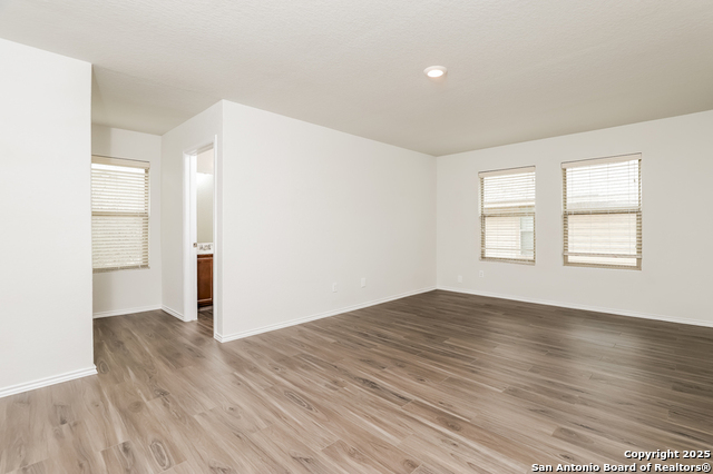 Listing photo id 6 for 8927 Ashley Wilkes