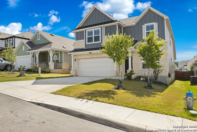 Image 11 of 37 For 27223 Volcano Dr.