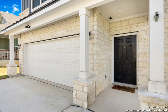 Image 12 of 37 For 27223 Volcano Dr.