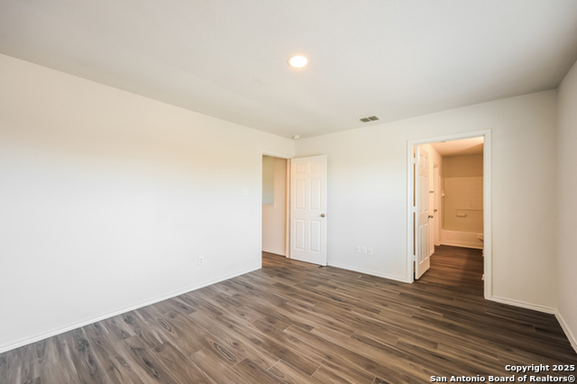 Listing photo id 11 for 8918 Ashley Wilkes