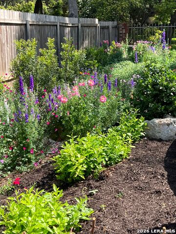 Image 15 of 41 For 515 Stonewood Dr