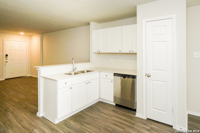 Image 6 of 15 For 826 Robillard Lane