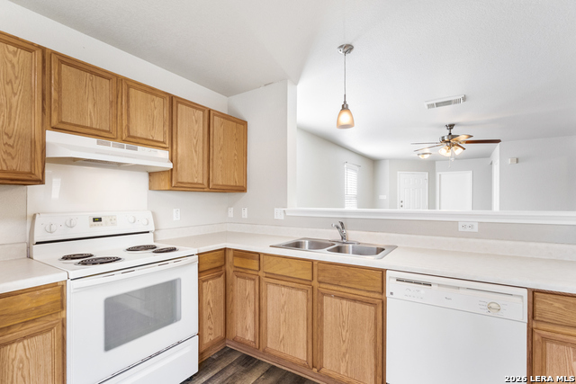 Image 13 of 25 For 8022 Braes Run