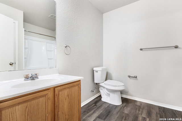 Image 18 of 25 For 8022 Braes Run