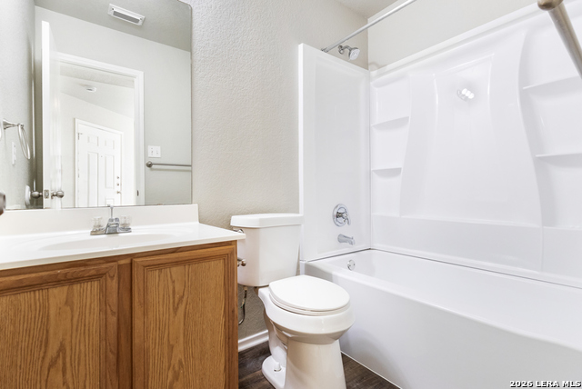 Image 22 of 25 For 8022 Braes Run