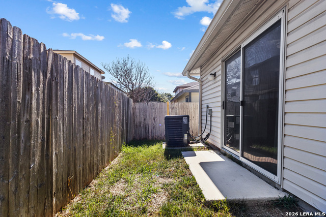 Image 24 of 25 For 8022 Braes Run