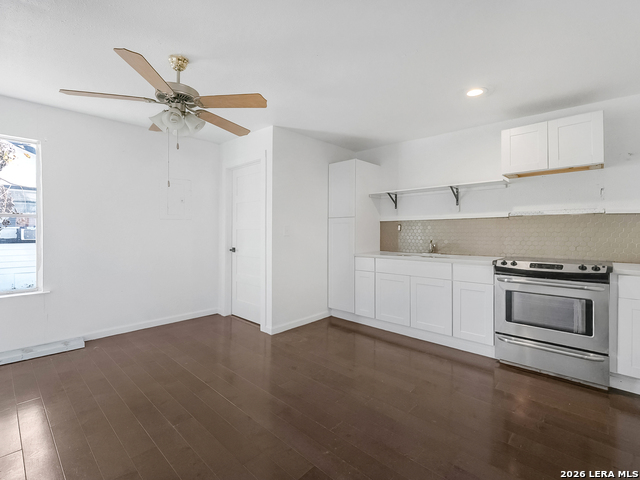 Image 12 of 17 For 755 Cavalier