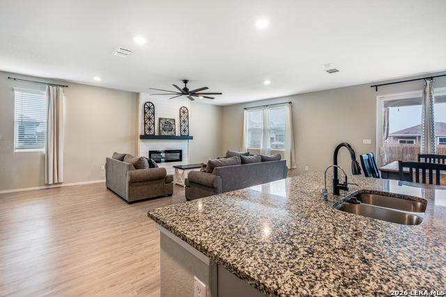 Image 4 of 32 For 4103 Winchester