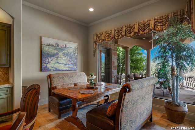 Listing photo id 23 for 227 Augusta  