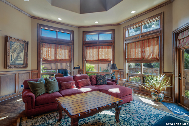 Listing photo id 25 for 227 Augusta  