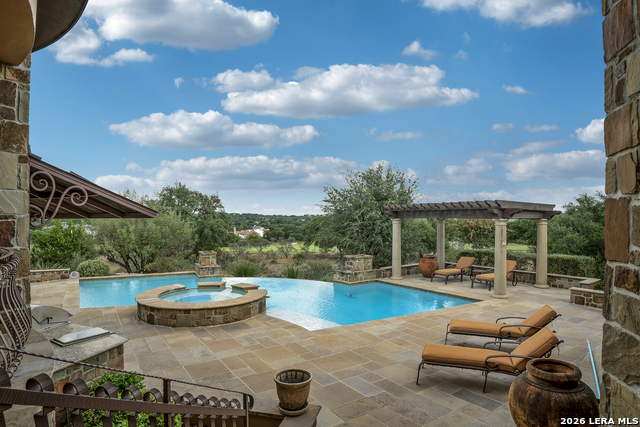 Listing photo id 56 for 227 Augusta  