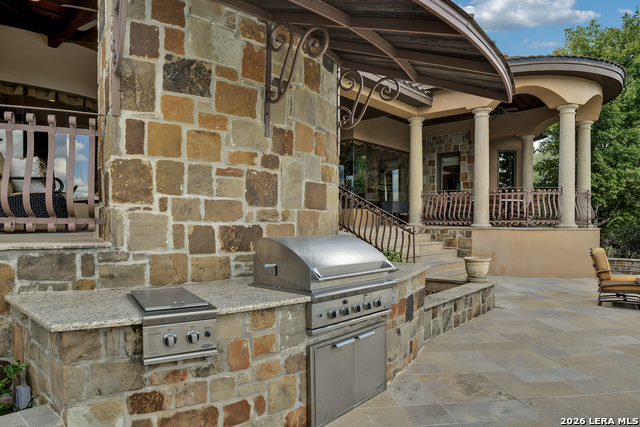 Listing photo id 58 for 227 Augusta  