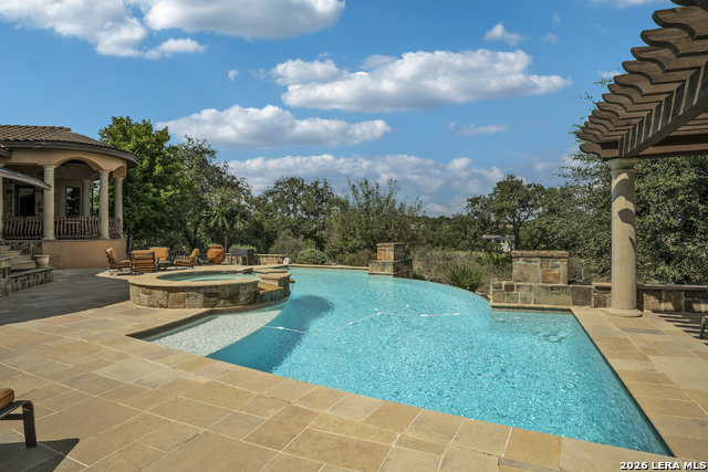 Listing photo id 61 for 227 Augusta  