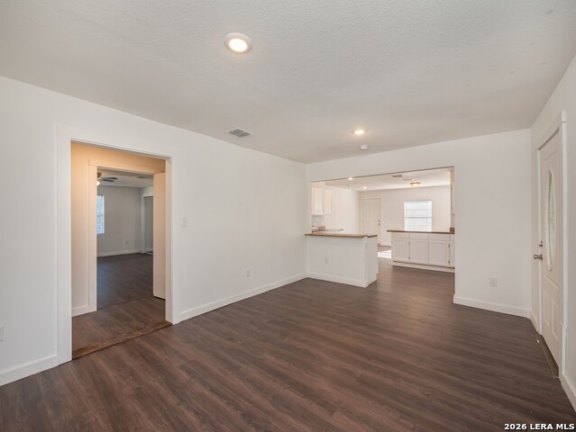 Image 4 of 32 For 1051 Fitch St