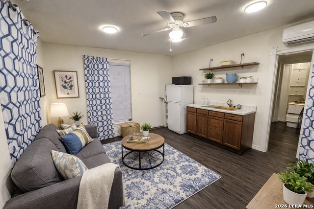 Details for 242 Harlan  , San Antonio, TX 78214