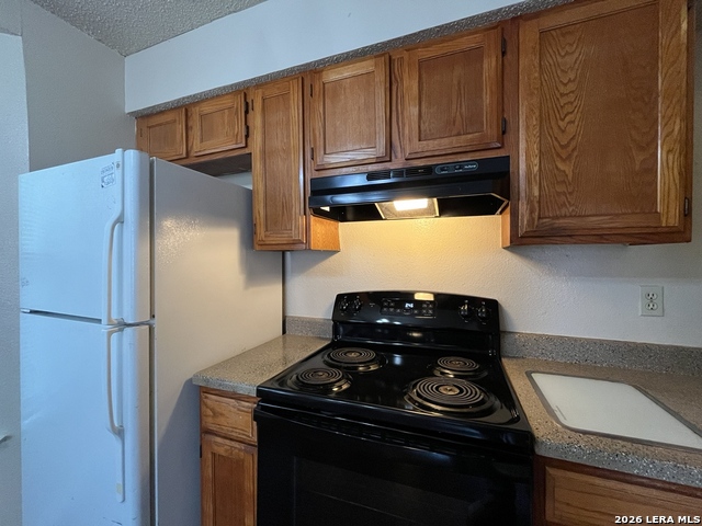 Image 11 of 25 For 6306 Queens Castle  4