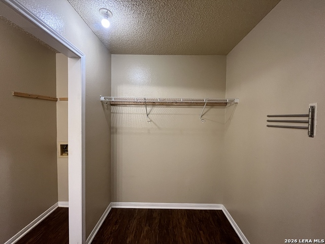 Image 16 of 25 For 6306 Queens Castle  4