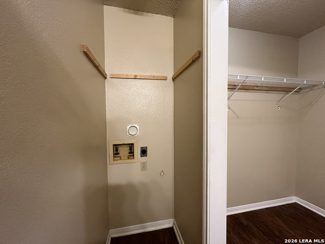 Image 17 of 25 For 6306 Queens Castle  4