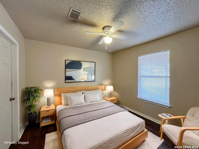 Image 5 of 25 For 6306 Queens Castle  4