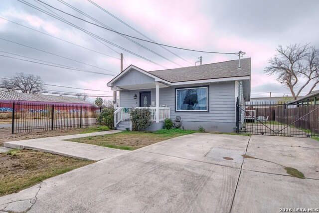 Image 27 of 31 For 1002 French Place W