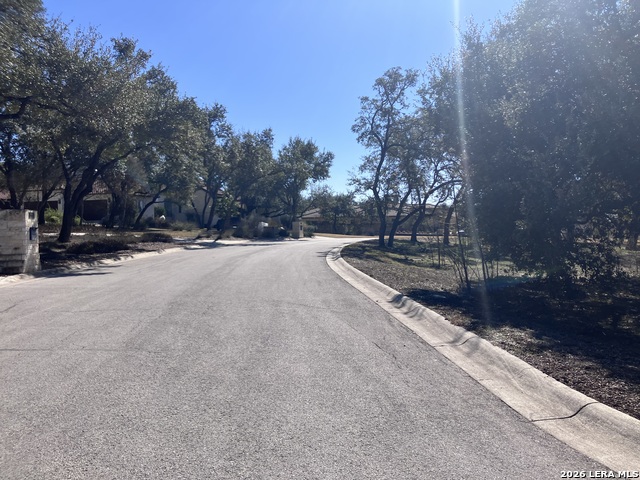 Image 4 of 15 For 215 Wellesley Lndg