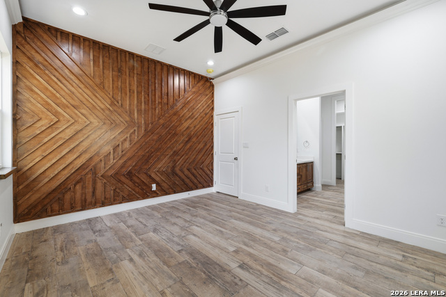 Image 16 of 29 For 19402 Easy Oak